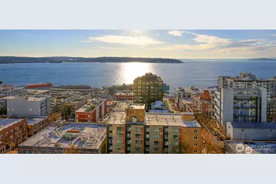 121 Vine Street #1702, Seattle, WA 98121 - Photo 18