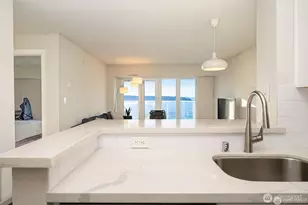 121 Vine St, Seattle, WA 98121 - Photo 6