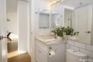 121 Vine St, Seattle, WA 98121 - Photo 14