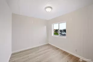 2240 W Broadway Ave, Moses Lake, WA 98837 - Photo 4