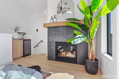 8750 13th Avenue NW #C, Seattle, WA 98117 - Photo 16