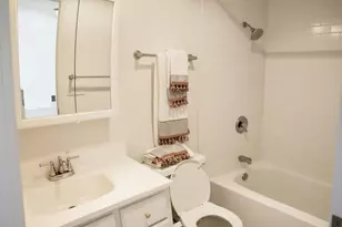 10110 Greenwood Ave N, Seattle, WA 98133 - Photo 6
