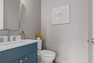307 NW 52nd St, Seattle, WA 98107 - Photo 16