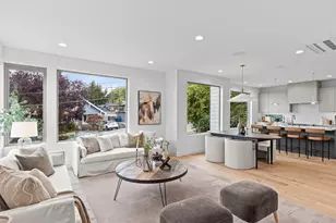 307 NW 52nd St, Seattle, WA 98107 - Photo 10