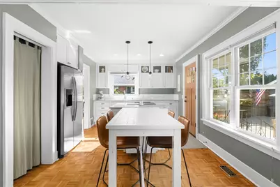 1537 Thorndyke Avenue W, Seattle, WA 98199 - Photo 10