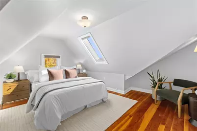 1537 Thorndyke Avenue W, Seattle, WA 98199 - Photo 22