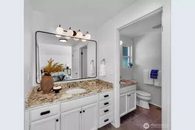 15724 SE 50th Street, Bellevue, WA 98006 - Photo 16