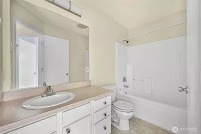 1906 N 30th Street, Mount Vernon, WA 98273 - Photo 10