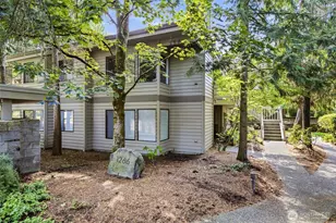1266 Bellevue Way NE, Bellevue, WA 98004 - Photo 2