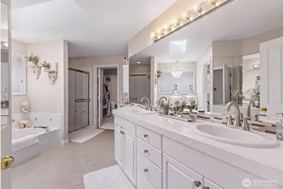 15709 143rd Avenue SE, Renton, WA 98058 - Photo 28