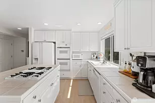 15709 143rd Ave SE, Renton, WA 98058 - Photo 14