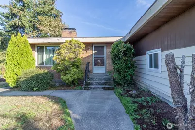 1210 N 33rd Place, Renton, WA 98056 - Photo 2