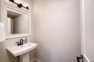 12143 NE 170th Pl, Bothell, WA 98011 - Photo 18