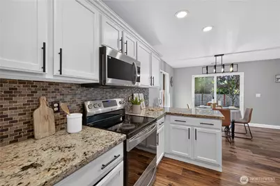 23515 SE 243rd Place, Maple Valley, WA 98038 - Photo 10