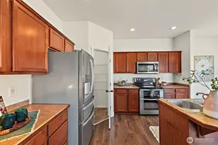 10005 Cochrane Ave SE, Yelm, WA 98597 - Photo 10