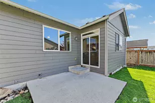 10005 Cochrane Ave SE, Yelm, WA 98597 - Photo 26