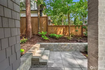 12416 NE 72nd Street, Kirkland, WA 98033 - Photo 36