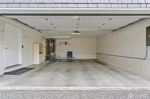 613 Bellevue Way SE, Bellevue, WA 98004 - Photo 24