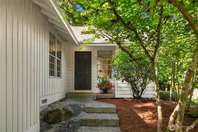 8513 139th Avenue NE, Redmond, WA 98052 - Photo 2