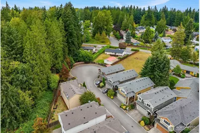 19620 1st Avenue SE, Bothell, WA 98012 - Photo 36