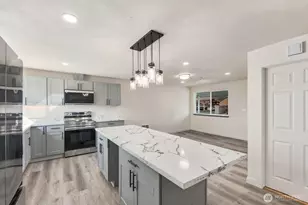 11807 SE 319th Pl, Auburn, WA 98092 - Photo 10