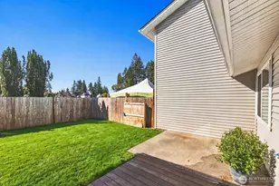 11807 SE 319th Pl, Auburn, WA 98092 - Photo 32