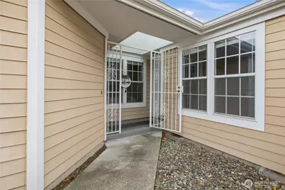 2536 N Narrows Drive #2, Tacoma, WA 98406 - Photo 2