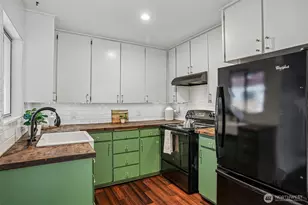 13717 N Stone Ave, Seattle, WA 98133 - Photo 4