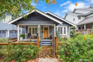 180 NW Dogwood St, Issaquah, WA 98027 - Photo 2