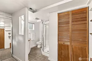 5756 25th Ave NE, Seattle, WA 98105 - Photo 22