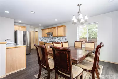 324 Kirkland Place SE, Renton, WA 98056 - Photo 8