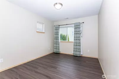 324 Kirkland Place SE, Renton, WA 98056 - Photo 16