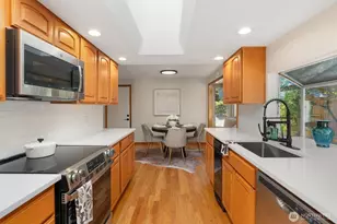 15010 SE 46th Way, Bellevue, WA 98006 - Photo 10