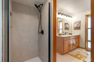 15010 SE 46th Way, Bellevue, WA 98006 - Photo 20