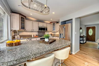 12815 98th Place NE, Kirkland, WA 98034 - Photo 10
