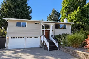 10929 NE 116th Pl, Kirkland, WA 98034 - Photo 2