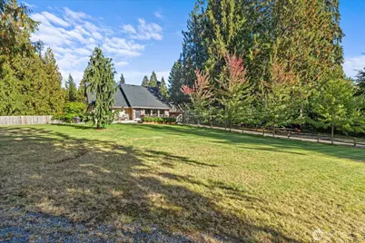 25605 70th Avenue NE, Arlington, WA 98223 - Photo 2