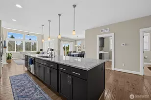 9425 Bowthorpe St SE, Lacey, WA 98513 - Photo 4