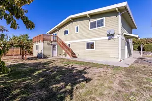 3905 NE 6th St, Renton, WA 98056 - Photo 28