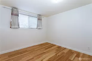 3905 NE 6th St, Renton, WA 98056 - Photo 22