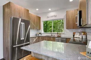 6325 34th Ave SW, Seattle, WA 98126 - Photo 16