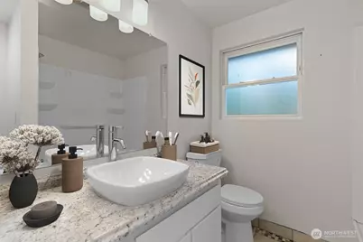 1916 N Fir Woods Place, Oak Harbor, WA 98277 - Photo 16