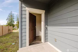 6453 Hornet Cir NE, Bremerton, WA 98311 - Photo 4