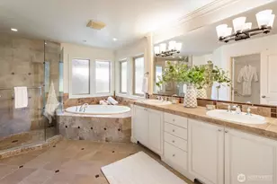 10705 226th St SW, Edmonds, WA 98020 - Photo 26