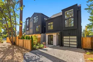 11309 Goodwin Way NE, Seattle, WA 98125 - Photo 2