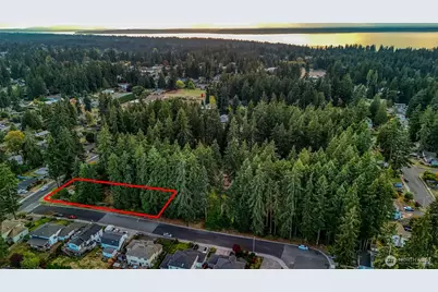 5807 176th Street SW, Lynnwood, WA 98037 - Photo 1