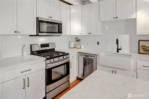809 7th St S, Kirkland, WA 98033 - Photo 12