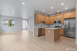 511 15 St SE, Puyallup, WA 98372 - Photo 10