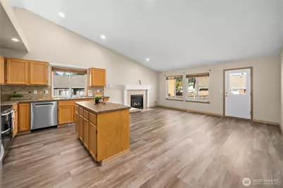18702 16th Avenue Ct E, Spanaway, WA 98387 - Photo 12