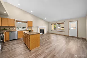 18702 16th Ave Ct E, Spanaway, WA 98387 - Photo 12